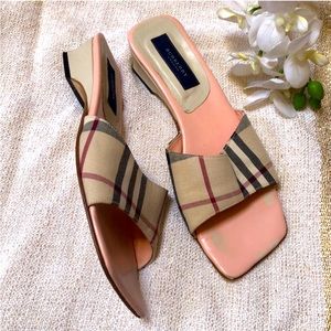 Burberry Vintage Square Toe Sandals size 39